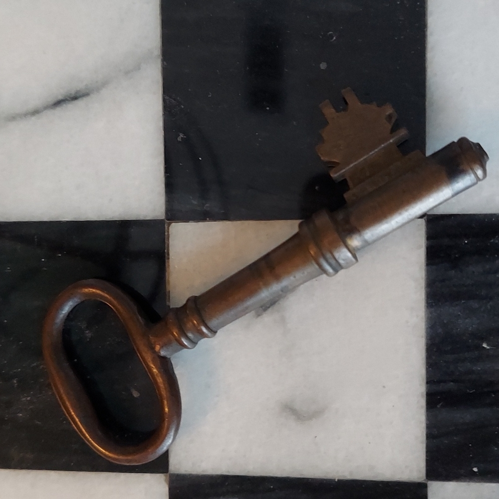 ANTIQUE BRONZE WROUGHT IRON DOOR LATCH KEY EARLY 20TH CENTURY - RARE BIT!